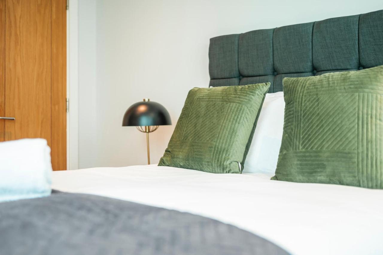 Vauxhall Skyline Apartment Лондон Екстер'єр фото