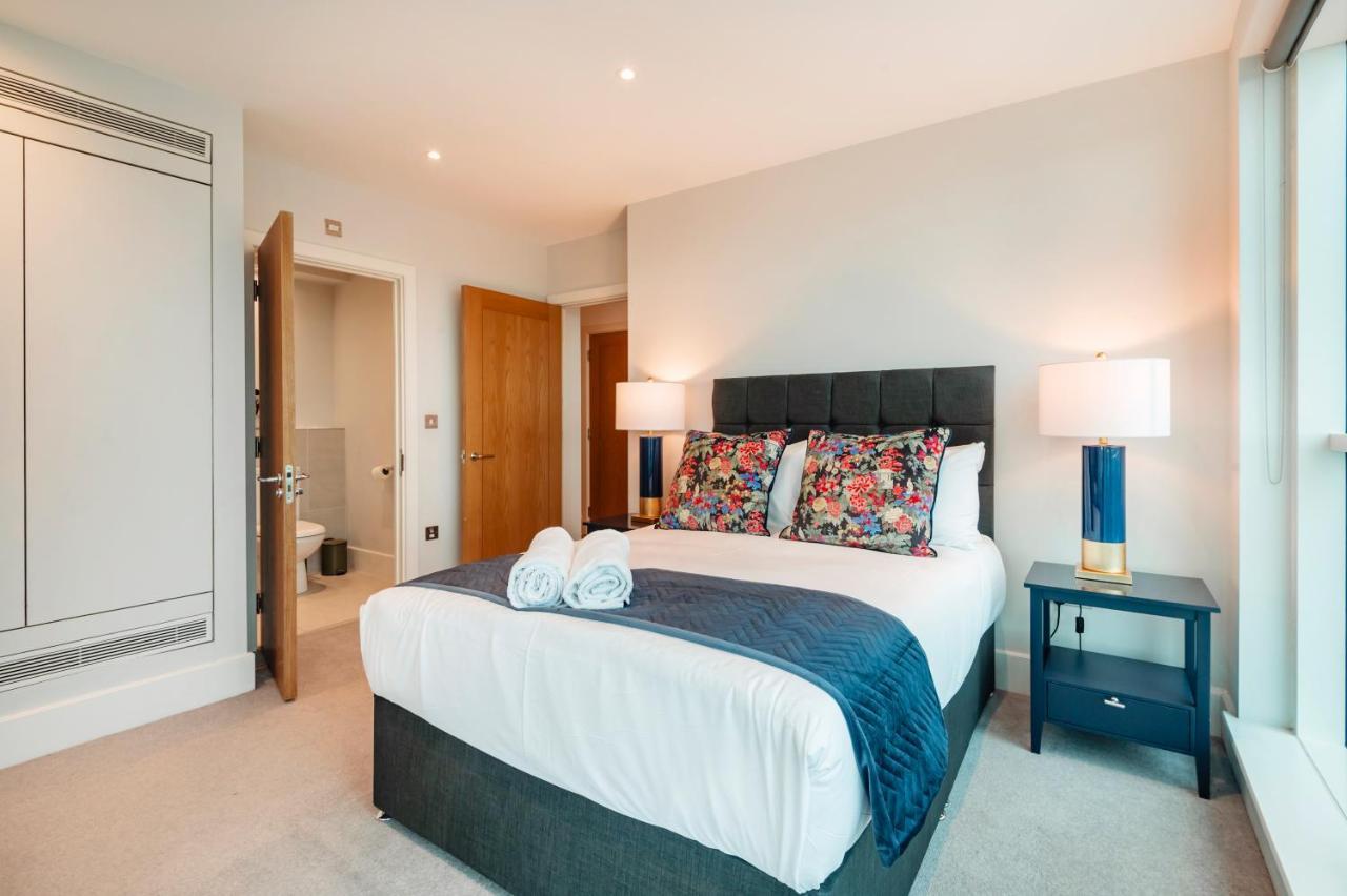Vauxhall Skyline Apartment Лондон Екстер'єр фото
